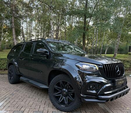 MERCEDES-BENZ